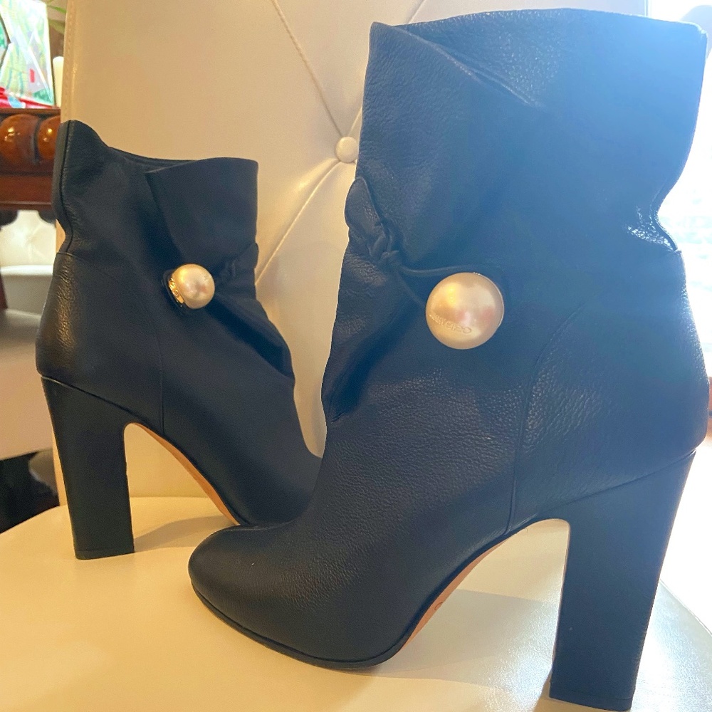 JIMMY CHOO BOOTIES